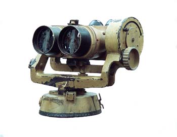 Binoculars_lge